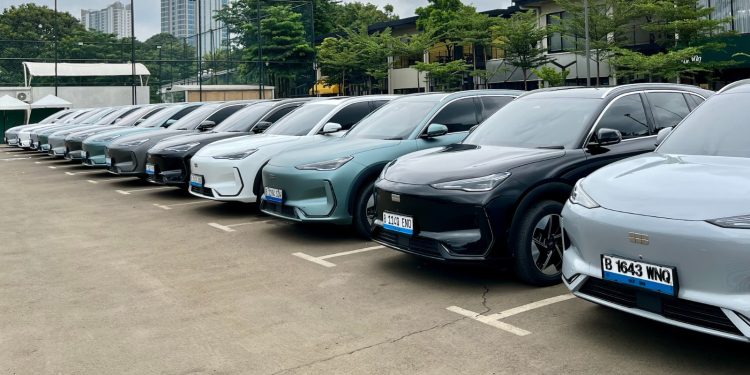 Geely Sambut Komunitas EX5IS di IIMS 2026, Perkenalkan Pembaruan Sistem Flyme Auto Terbaru