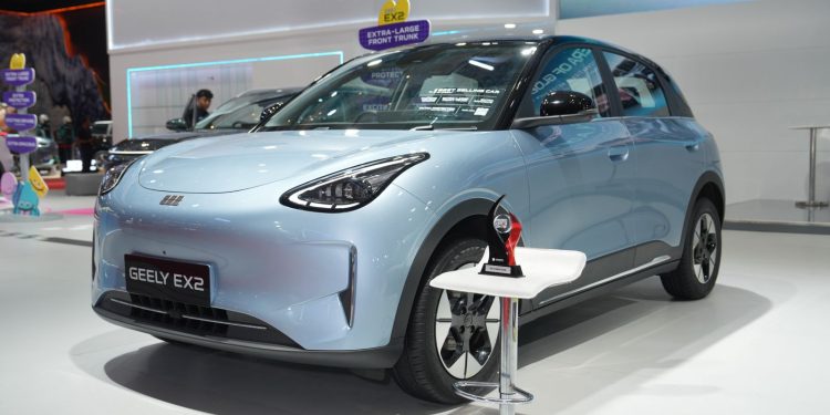 Geely EX2 Jadi Bintang IIMS 2026, Sumbang 80% Penjualan Geely Auto Indonesia