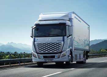 Truk Hidrogen Hyundai Xcient Fuel Cell Sudah Tempuh 20 Juta Km, Mesin Diesel Mulai Terancam?