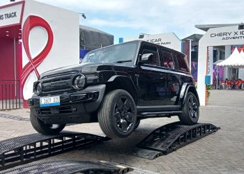 Bedah Teknologi i-WD, Rahasia iCar V23 Taklukkan High Ramp IIMS 2026 Tanpa Hambatan