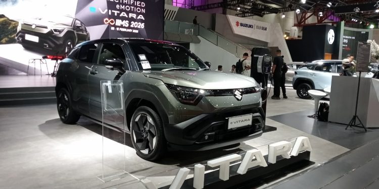 Tantang Rival, Suzuki eVitara Hadir dengan ‘Mata Kedua’ yang Bisa Rem Otomatis!