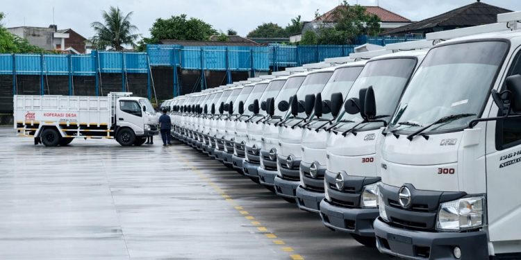 10.000 Unit Hino 300 Series Bantu Program Koperasi Desa Merah Putih
