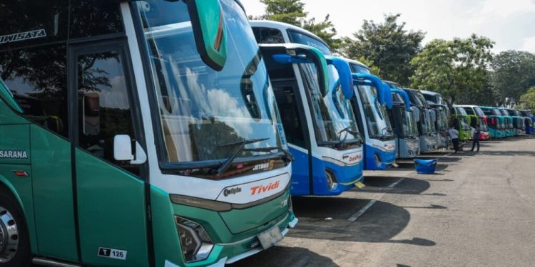 Masih Ada Truk di Jalur Mudik, Menhub Sebut Bakal Ditindak Tegas