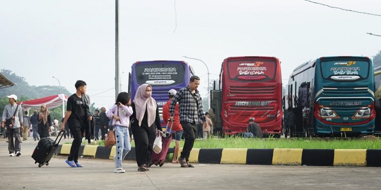 Redam Angka Kecelakaan, Kemenhub Sediakan 401 Bus Mudik Gratis