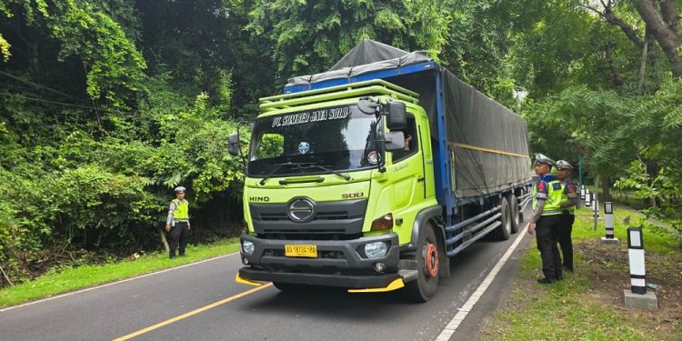 Masih Ada Truk di Jalur Mudik, Menhub Sebut Bakal Ditindak Tegas