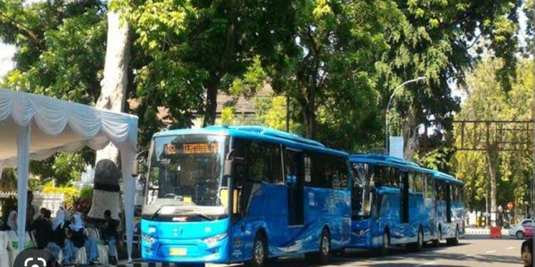 Fokus Pemkot Bandung Dorong Pengembangan Bus BRT dan Angkot Listrik