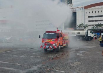 Punya Mesin Responsif dan Sasis Kokoh, Hino 300 Series 136 HDX Disulap Jadi Truk Pemadam Kebakaran