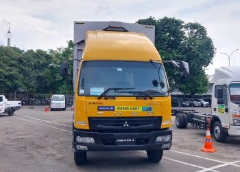 Deretan Truk Logistik Mitsubishi Fuso Canter dan Fighter di GIICOMVEC 2026
