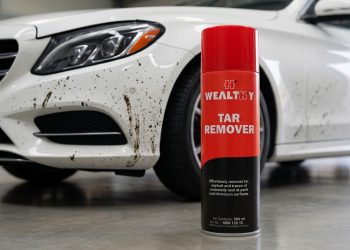 Jangan Pakai Bensin! Wealthy Tar Remover, Solusi Aman Hilangkan Noda Aspal Tanpa Merusak Cat Mobil