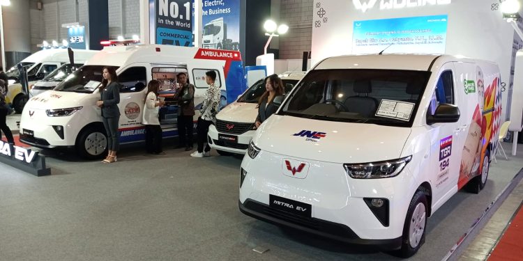 Strategi Wuling Perkuat Sektor Niaga Lewat Formo Max dan Mitra EV di GIICOMVEC 2026