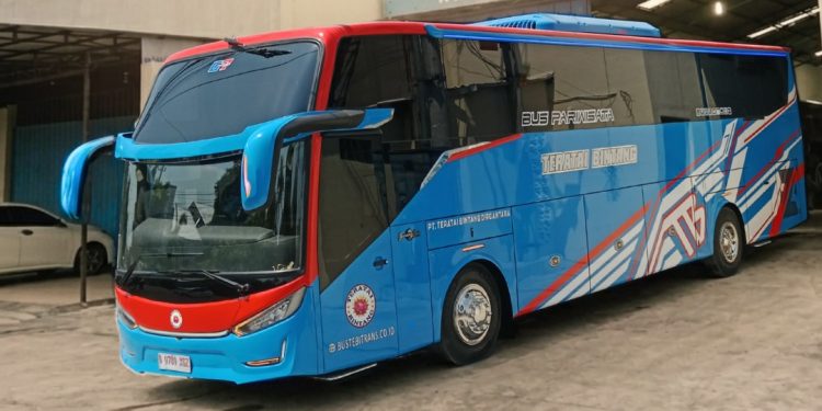 Karoseri Gunung Mas Rilis Bus Zeppelin G7 Baru Untuk PO Teratai Bintang, Pakai Sasis Hino RK 280