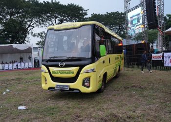 Pakai Bodi dari Karoseri Trijaya Union, Hino Serahkan Satu Unit Bus 115 SDBL ke PO Sima Perkasya