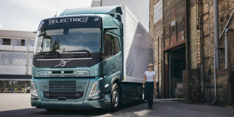 Seluruh Lini Truk Volvo Kini Kantongi Predikat Keamanan Tertinggi Euro NCAP