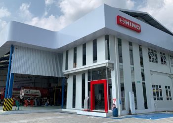 Hino Permudah Bisnis di Yogyakarta, Upgrade Dealer DCM Jadi Fasilitas 3S Lengkap