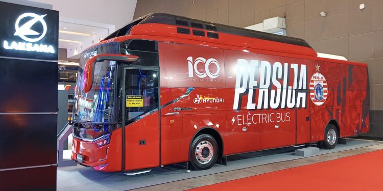 Tembus Jarak 319,2 Km! Ini Spesifikasi Bus Listrik Pertama Persija Jakarta