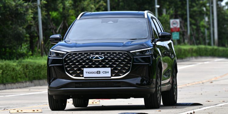 Macet Stop-and-Go Bikin Kantong Jebol? Mobil Ini Cuma Butuh Rp 32 Ribu per 100 Km!