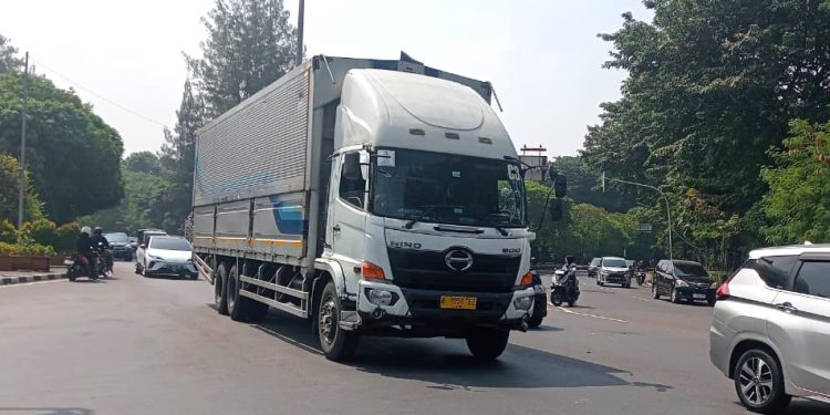 Hino Ungkap Rahasia Truk dan Bus Bebas Kecelakaan Lewat Teknologi Monitoring Terbaru