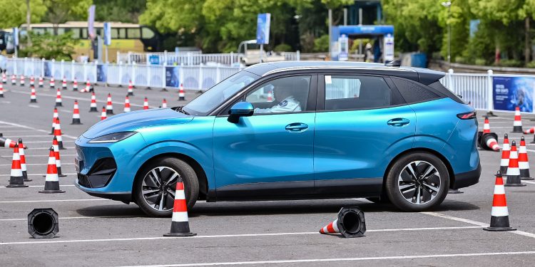 Intip Keunggulan Lepas E4 EV, SUV Listrik Sporty Yang Siap Di Jual di Indonesia