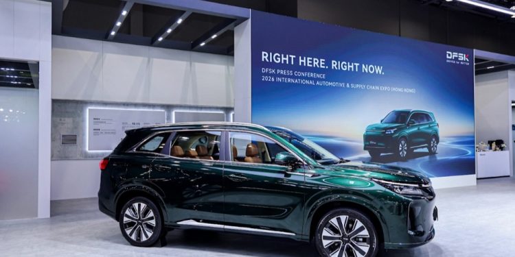 DFSK E5 Plus Segera Mengaspal di Indonesia, Efisiensi BBM dengan Teknologi PHEV