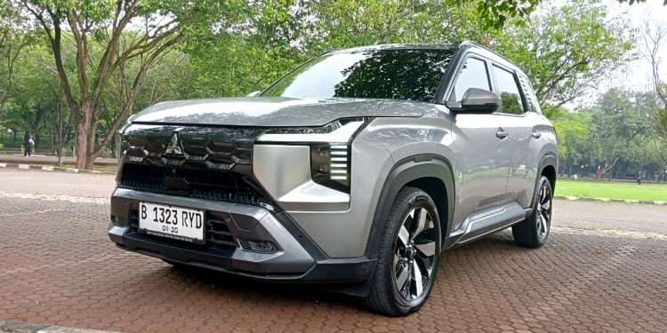 Menakar Ketangguhan Mitsubishi Destinator Di Tol Trans Jawa, Nyaman dan Efisien!