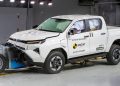Dobrak Sejarah, Toyota Hilux Listrik Raih Skor Keselamatan Tertinggi ANCAP