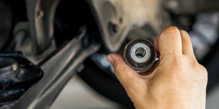 Kenali Fungsi Vital Bushing pada Sistem Suspensi Truk dan Cara Merawatnya