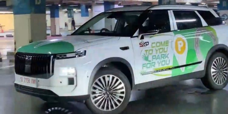Jaecoo Uji Coba J7 SHS-P di Indonesia, Tonjolkan Fitur Parkir Sendiri Tanpa Pengemudi