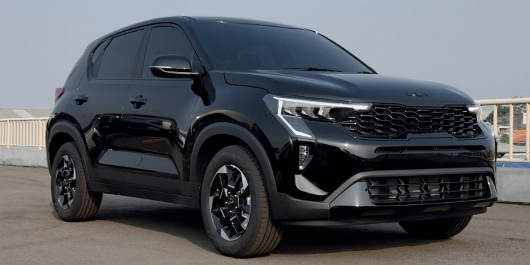 Dijual Terbatas! Kia Rilis Carens dan Sonet Limited Black Edition, Apa Saja Ubahannya?