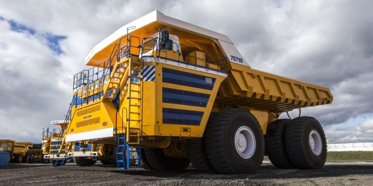 Bobot Tembus 810 Ton! Mengenal BelAZ 75710, Truk Terbesar di Bumi yang Setara Gedung 3 Lantai