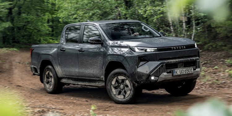 Profil New Toyota Hilux BEV, Kasta Tertinggi Keluarga Hilux di Indonesia