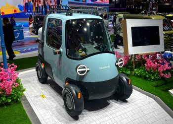 Nostalgia Bemo Berjiwa EV, Intip Detail Unik Daihatsu Midget X yang Bikin Penasaran di GIIAS 2026!