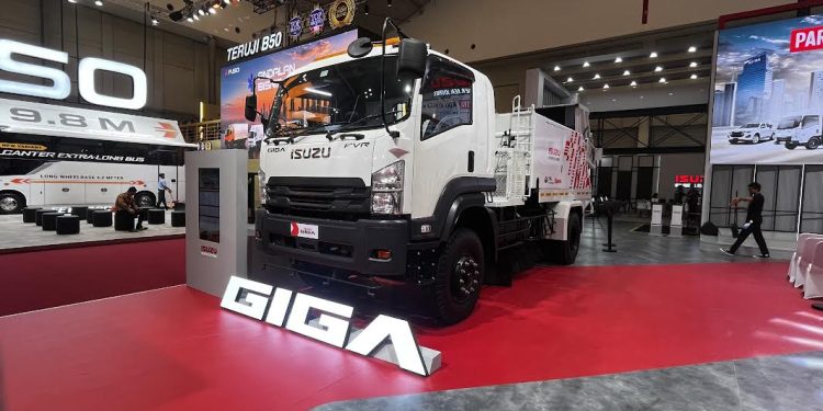 Isuzu Unjuk Gigi di GIIAS 2026, Rombak Truk Niaga Jadi Mesin Cetak Uang Industri Kreatif