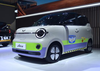 Cuma Ada 300 Unit! Wuling Rilis Aira ev Edisi Toy Story 5, Segini Harganya