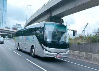 Sudah Tempuh Jarak 261 Km, Baterai Bus Listrik Yutong C12E Hanya Terpakai 47%!