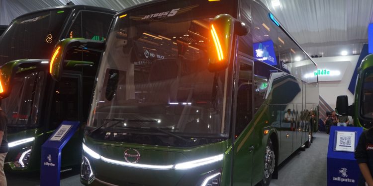 PO Efisiensi dan PO Kairos Percayakan Sasis Hino untuk Operasional, Andalkan Sasis RM 280 Serta RK 280