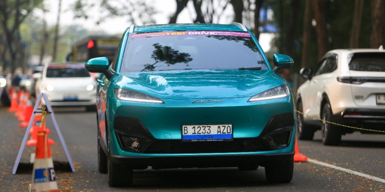 Lepas Bikin 550 Pengunjung GIIAS 2026 Rela Antre Test Drive, Apa Rahasianya?