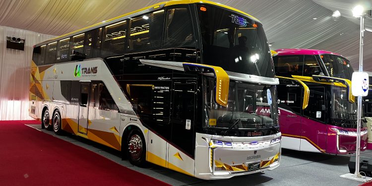 PO U Trans Pamer Bus Double Decker Skylander R25 di GIIAS 2026, Punya 3 Kelas Mewah!