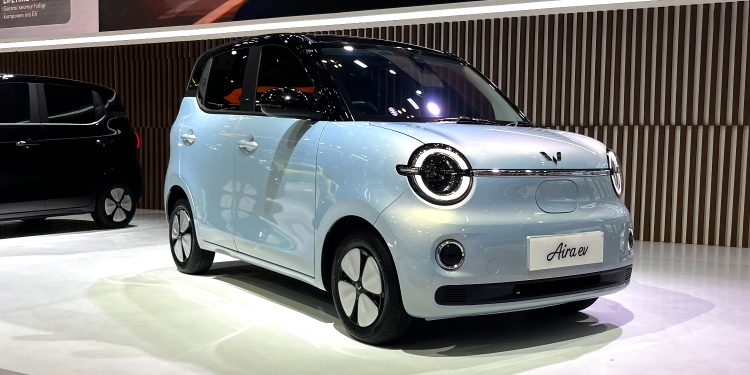 Wuling Aira ev Tembus 3.500 Pemesanan Cuma dalam 14 Hari! Apa Rahasianya?
