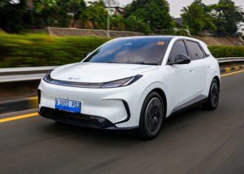 Siksa BAIC T1 Rute Jakarta-Bandung PP, Jarak 412 Km Cuma Habis Rp 150 Ribu!