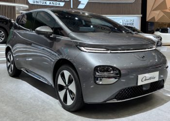 Wuling Cloud EV SE Resmi Meluncur Lebih Murah, Cuma Rp 200 Jutaan!