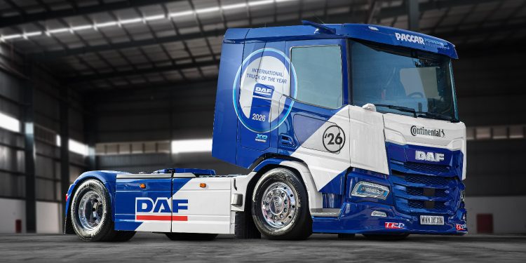 DAF XD Electric Sulap Desain Truk Balap Lawas Jadi Armada Pengangkut Susu
