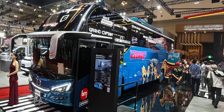 Tak Perlu Jadi yang Pertama untuk Menjadi yang Berharga, Makna di Balik Lahirnya Hino RM 280 ABS Retarder