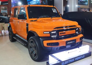 Mulai 300 Jutaan! Mobil Listrik Pintar iCar V23 dan V27 Siap Jadi Raja Baru Jalanan Jawa Timur