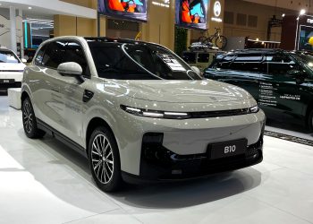 Leapmotor Resmi Rakit Lokal Mobil Listrik B10 dan C10 di Purwakarta