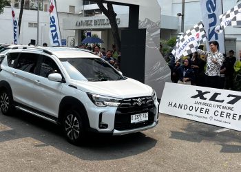 Suzuki New XL7 Facelift Resmi Diserahkan Ke Konsumen, Tipe Termahal Paling Diburu!