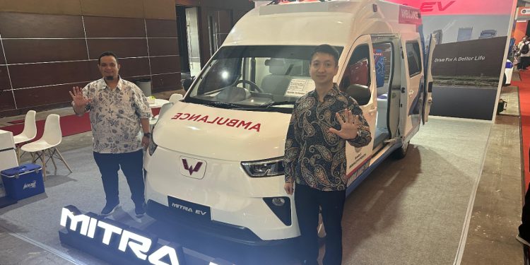 Intip Canggihnya Wuling Mitra EV Ambulans yang Bikin Gempar EDRR 2026