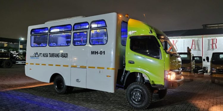 Di Balik Pembuatan Manhauler untuk Mengangkut Pekerja Tambang