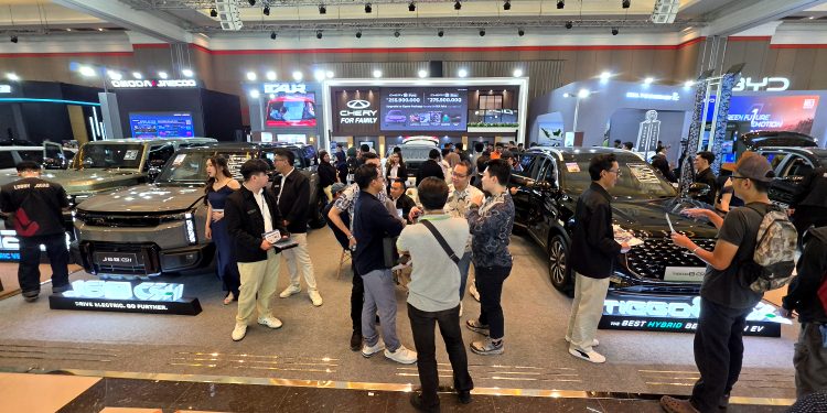 Gebrakan Pasar Otomotif Jabar, GIIAS Bandung 2026 Hadirkan 19 Merek Sekaligus Insentif Khusus