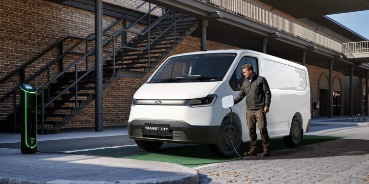 Generasi Baru Ford Transit City Diperkenalkan, Sanggup Tempuh Jarak 380 Km!