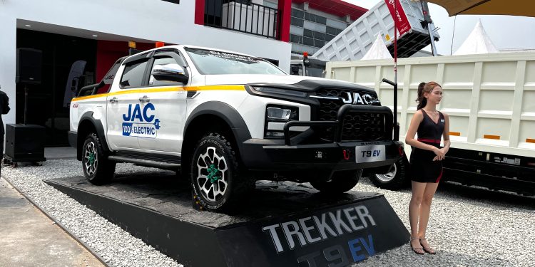 JAC Trekker T9 EV Kini Hadir Dengan Fitur Differential Lock, Libas Area Ekstrem Makin Mudah!